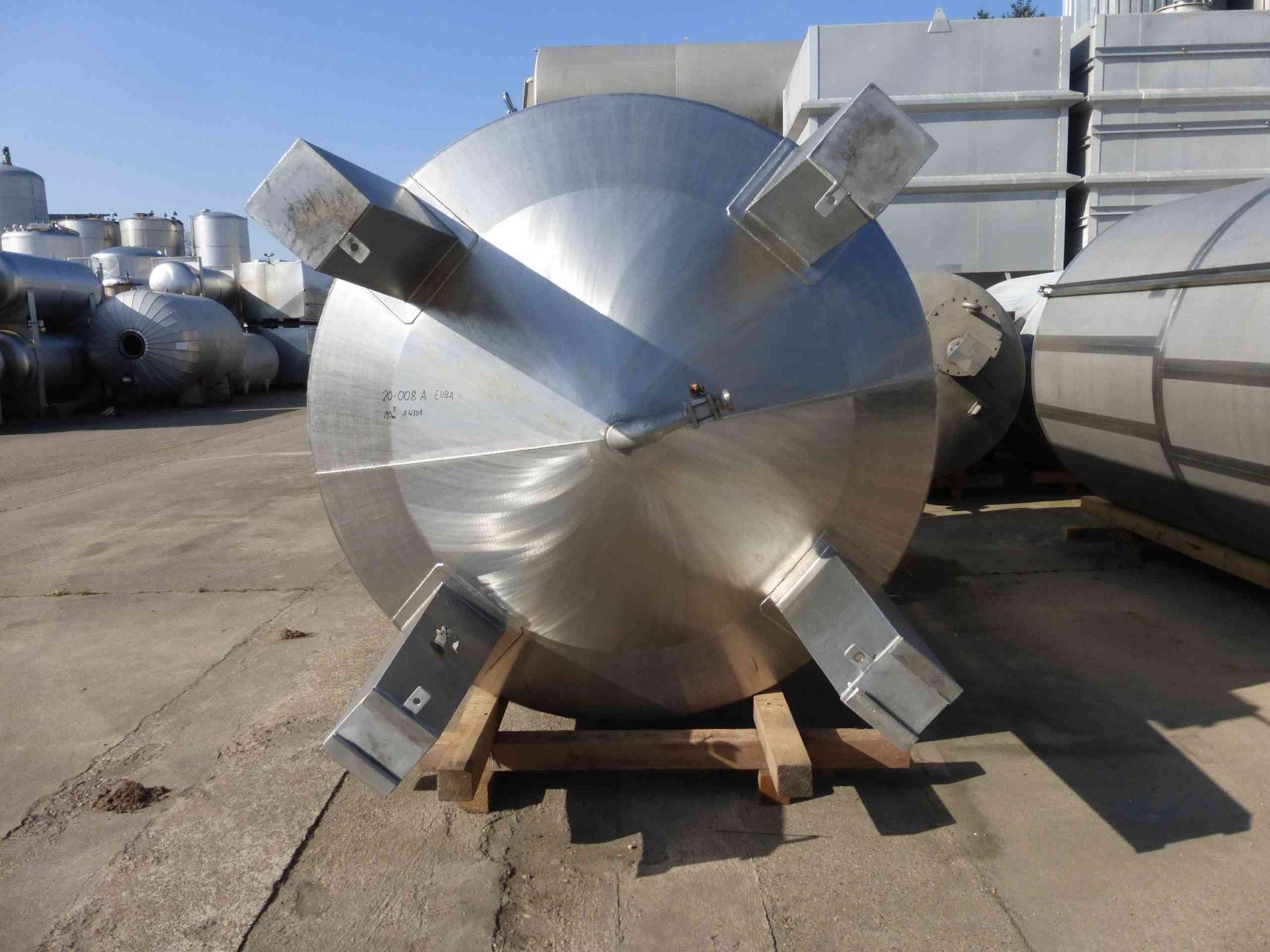 Lagerbehälter aus Edelstahl (V2A), stehend (3)