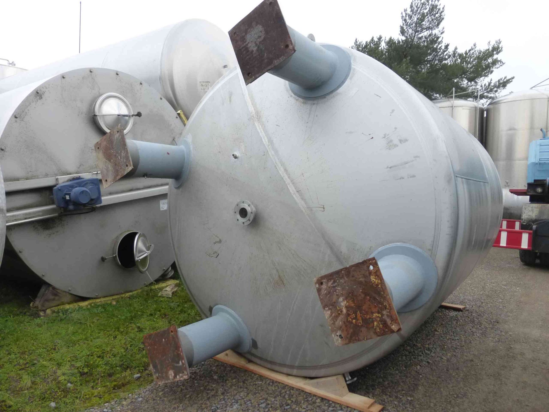 Lagerbeh&auml;lter aus Edelstahl (V2A), heiz-/k&uuml;hlbar (1)