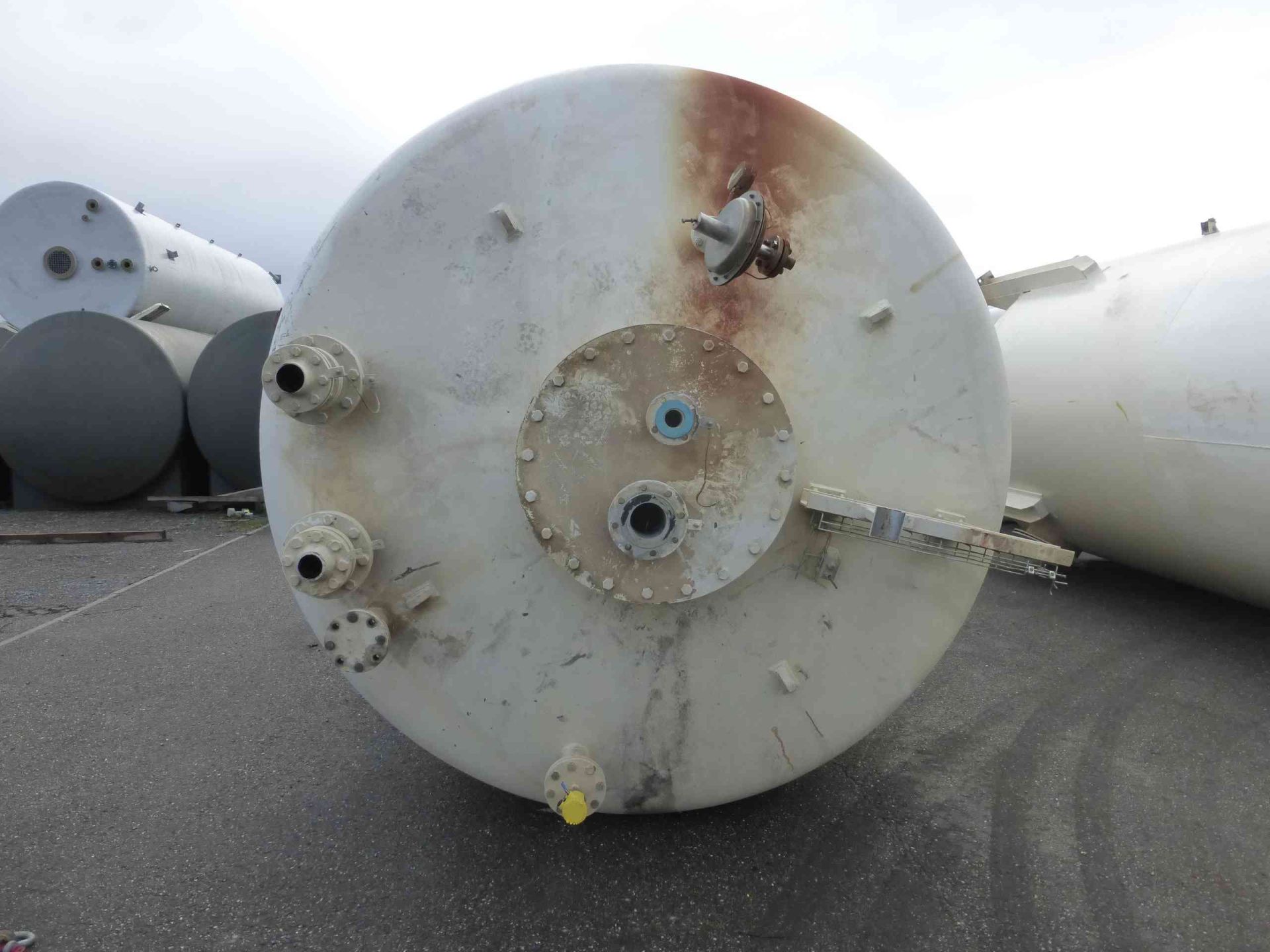 Lagerbehälter aus Stahl, ähnl. DIN 6618/1 (2)