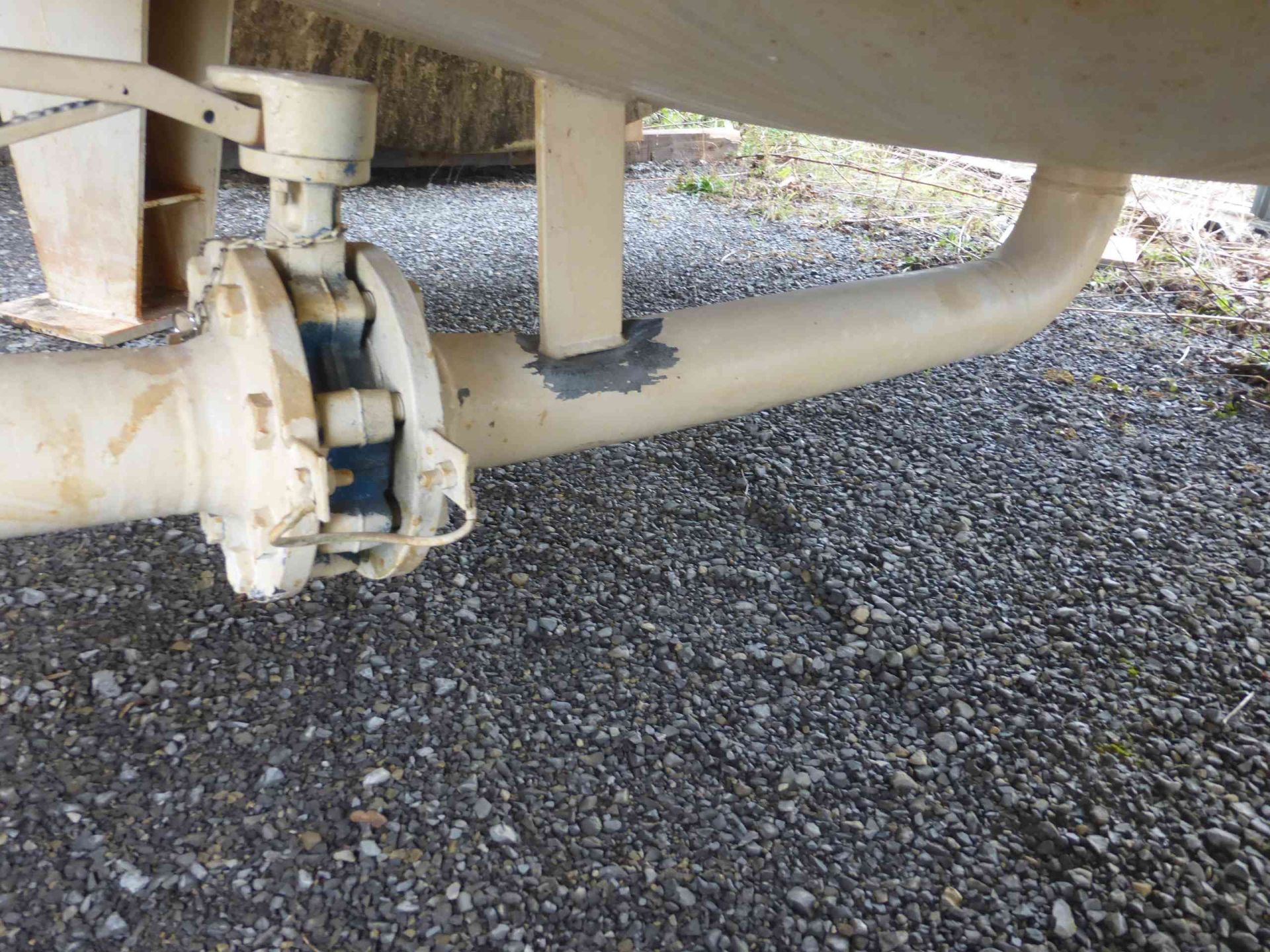 Lagerbehälter aus Stahl, ähnl. DIN 6618/1 (4)