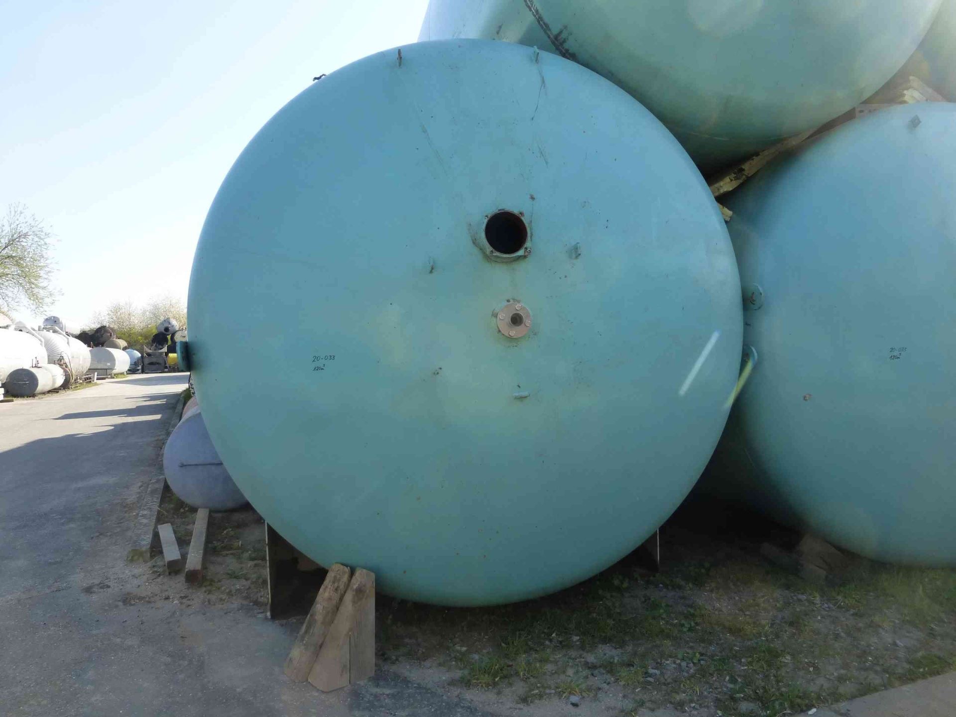 Druckbehälter aus Stahl, ehem. Weinlagertanks (2)