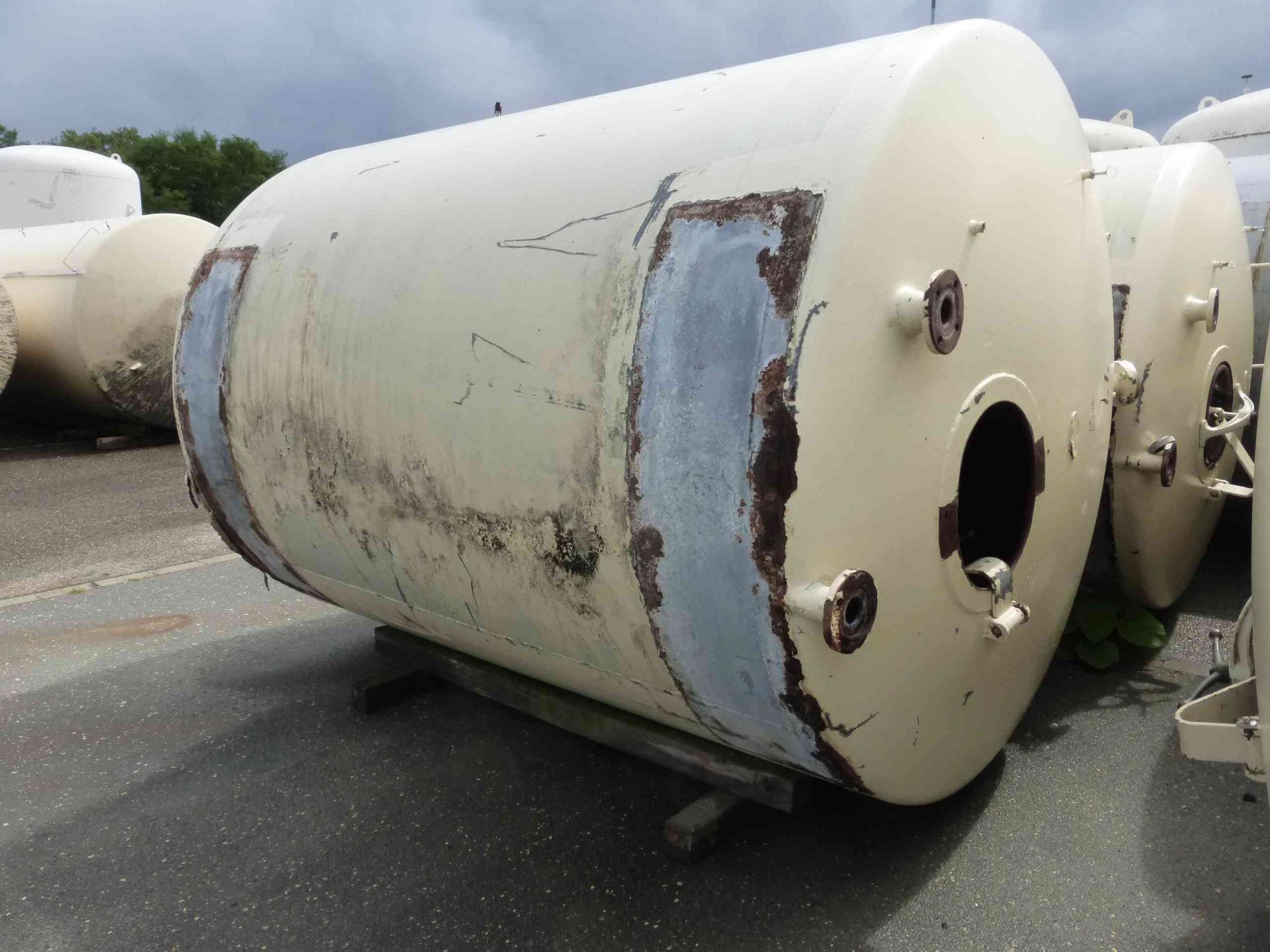 Lagerbehälter aus Stahl, innen emailliert (3)