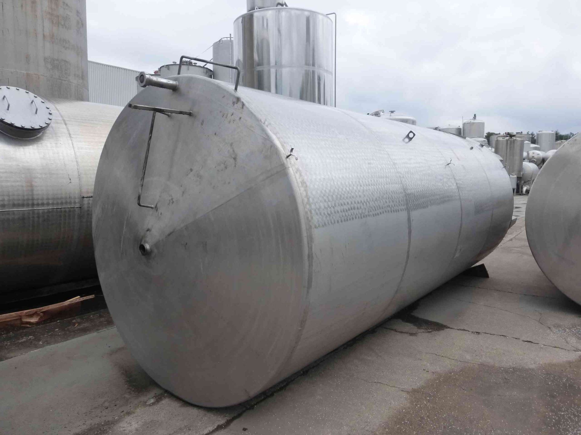 Lagerbehälter aus Edelstahl (V2A), stehend (2)