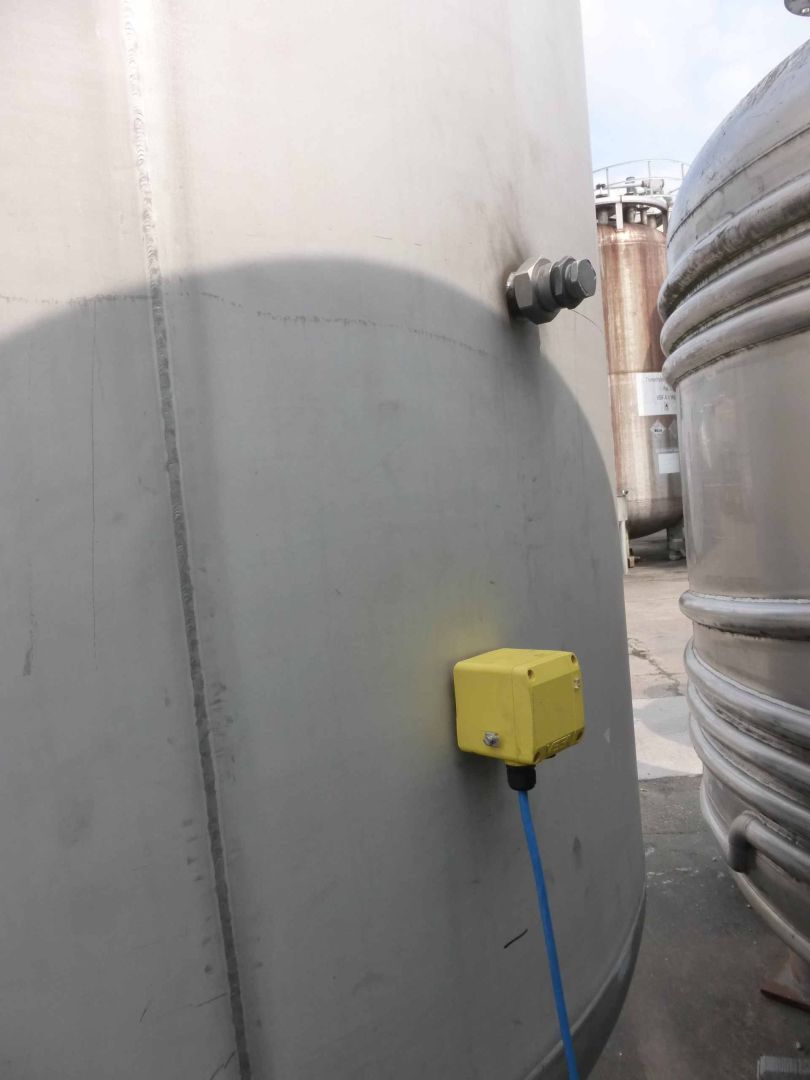 Rührwerksbehälter aus Edelstahl (V2A), stehend (4)