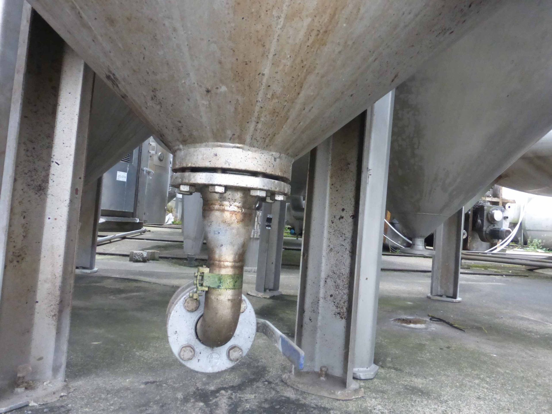 Rührwerksbehälter aus Edelstahl (V2A), stehend (2)