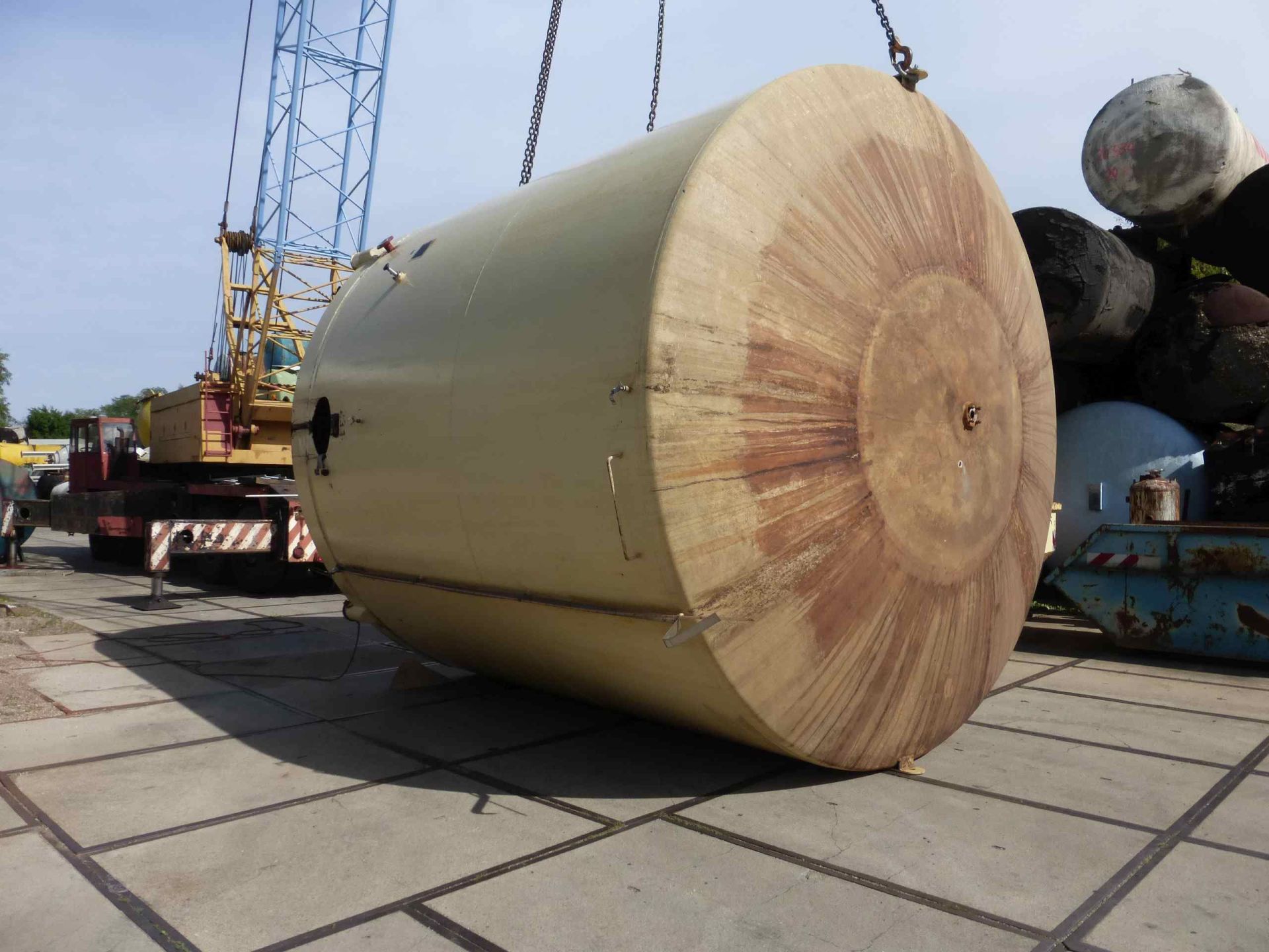 Lagerbehälter aus Stahl, innen beschichtet (2)