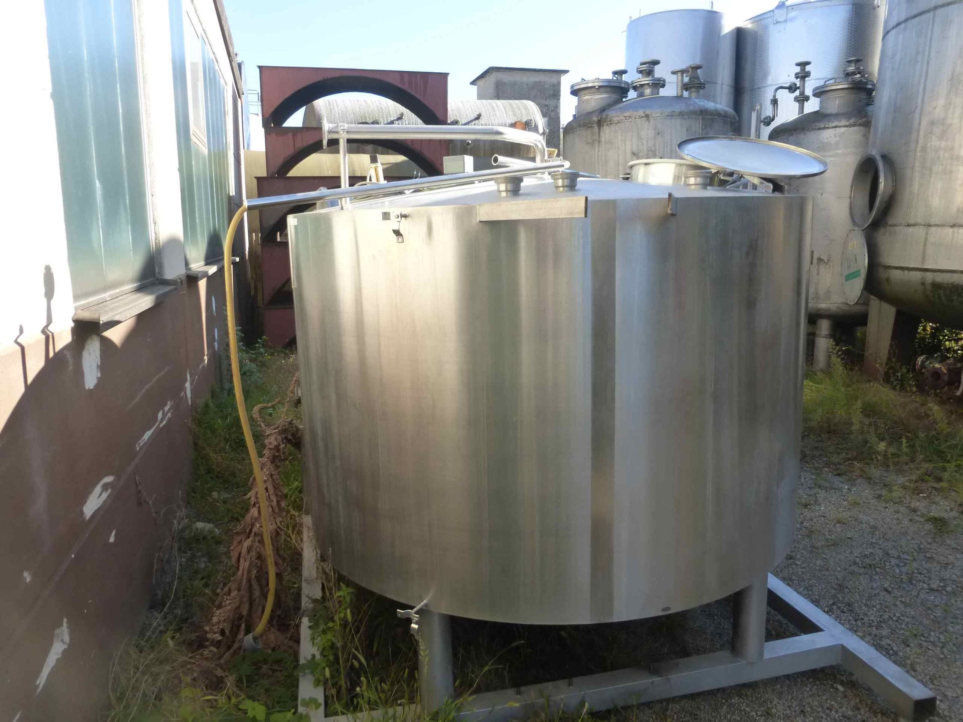 Lagerbehälter aus Edelstahl (V2A), isoliert (2)