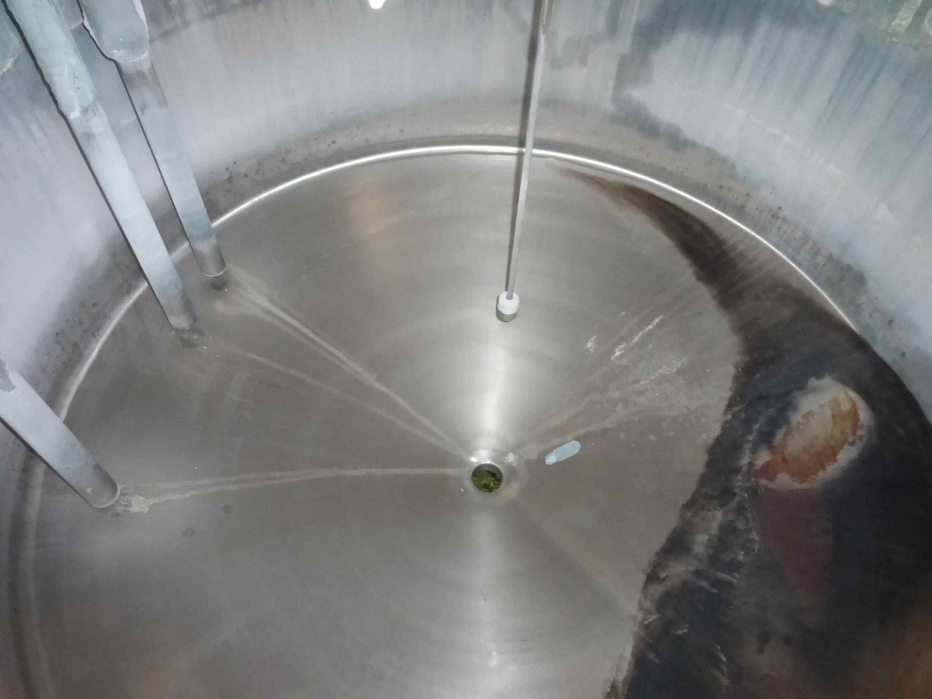 Lagerbehälter aus Edelstahl (V2A), isoliert (4)