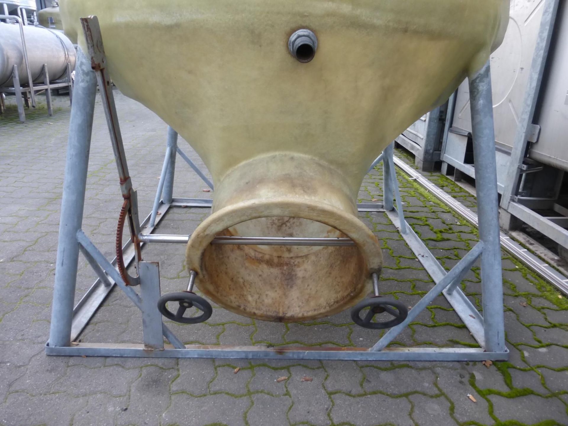 Lagerbehälter aus GFK, Maischebehälter (2)