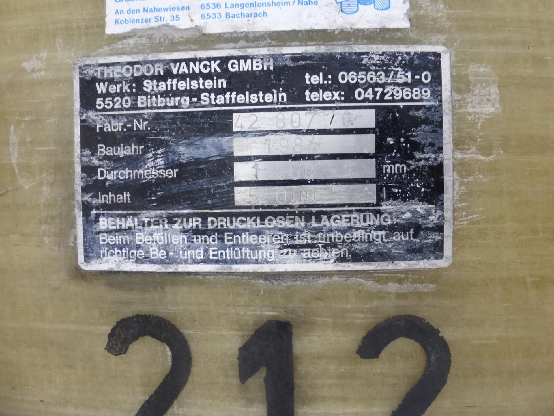 Lagerbehälter aus GFK, Flachboden, 3,5% Gefälle (4)