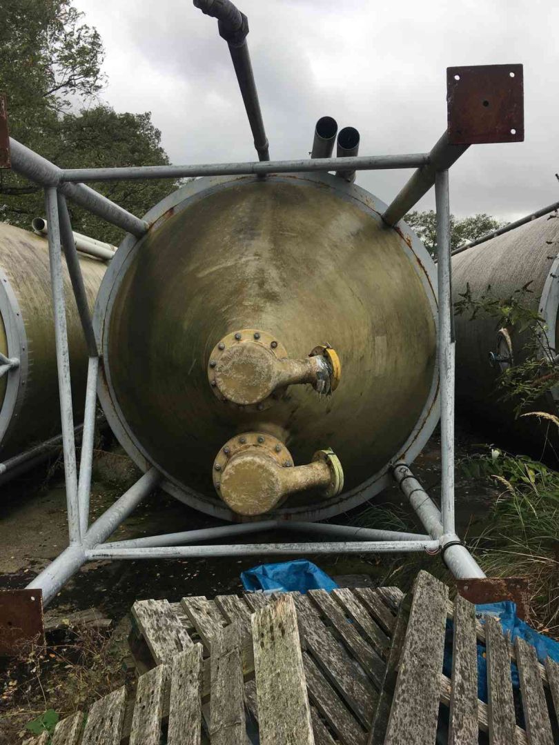 Lagersilo aus GFK, gekammert, stehend (2)