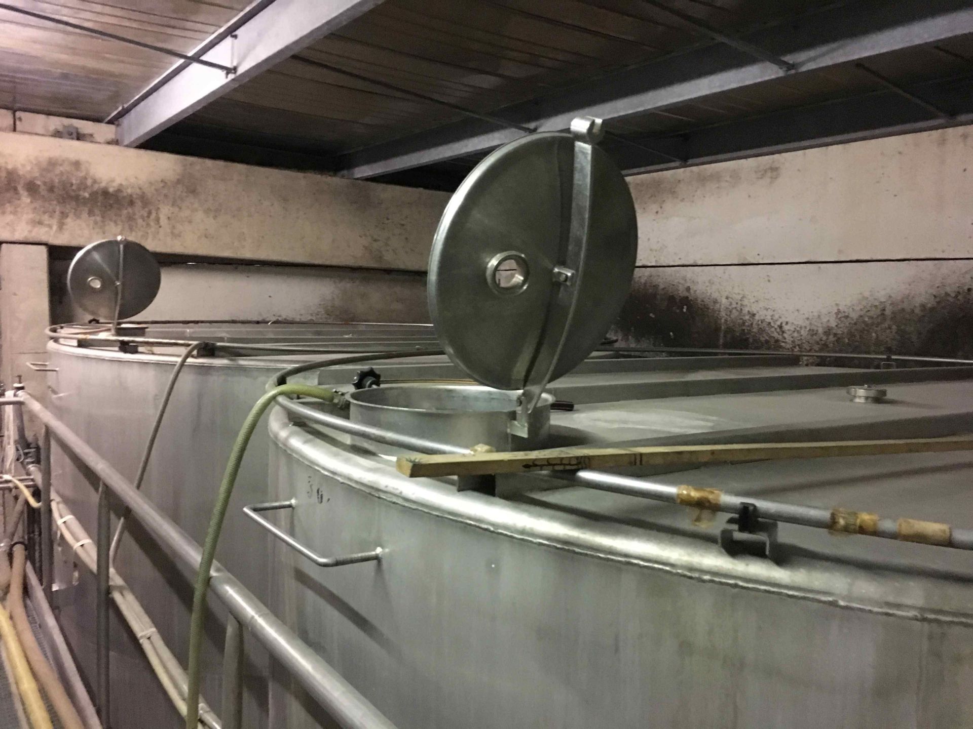 Lagerbehälter aus Edelstahl V2A, Flachboden (4)