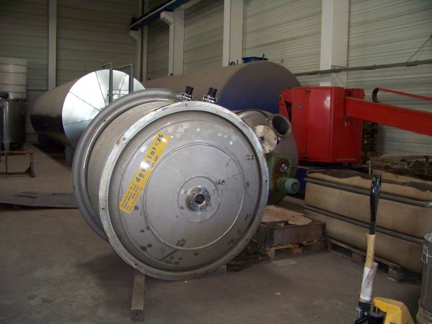 Edelstahl-Rührwerkbehälter aus V2A, heiz-/kühlbar (3)