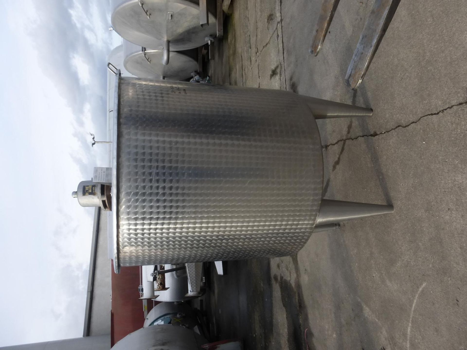 R&uuml;hrwerksbeh&auml;lter aus Edelstahl (V2A), stehend (1)