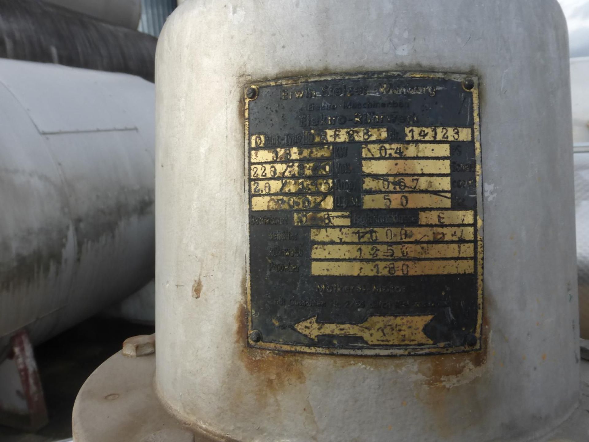 Rührwerksbehälter aus Edelstahl (V2A), stehend (3)