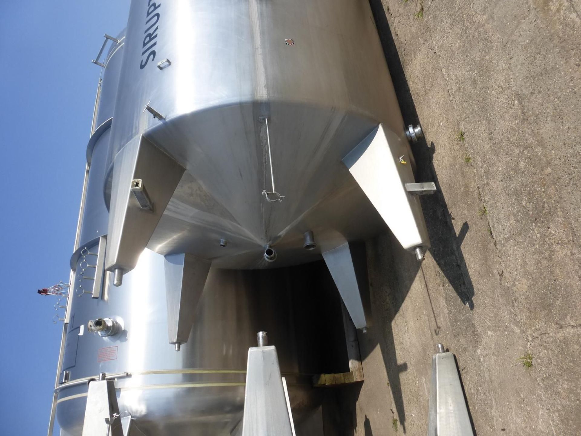 Edelstahl-Rührwerkbehälter aus V2A, stehend (3)