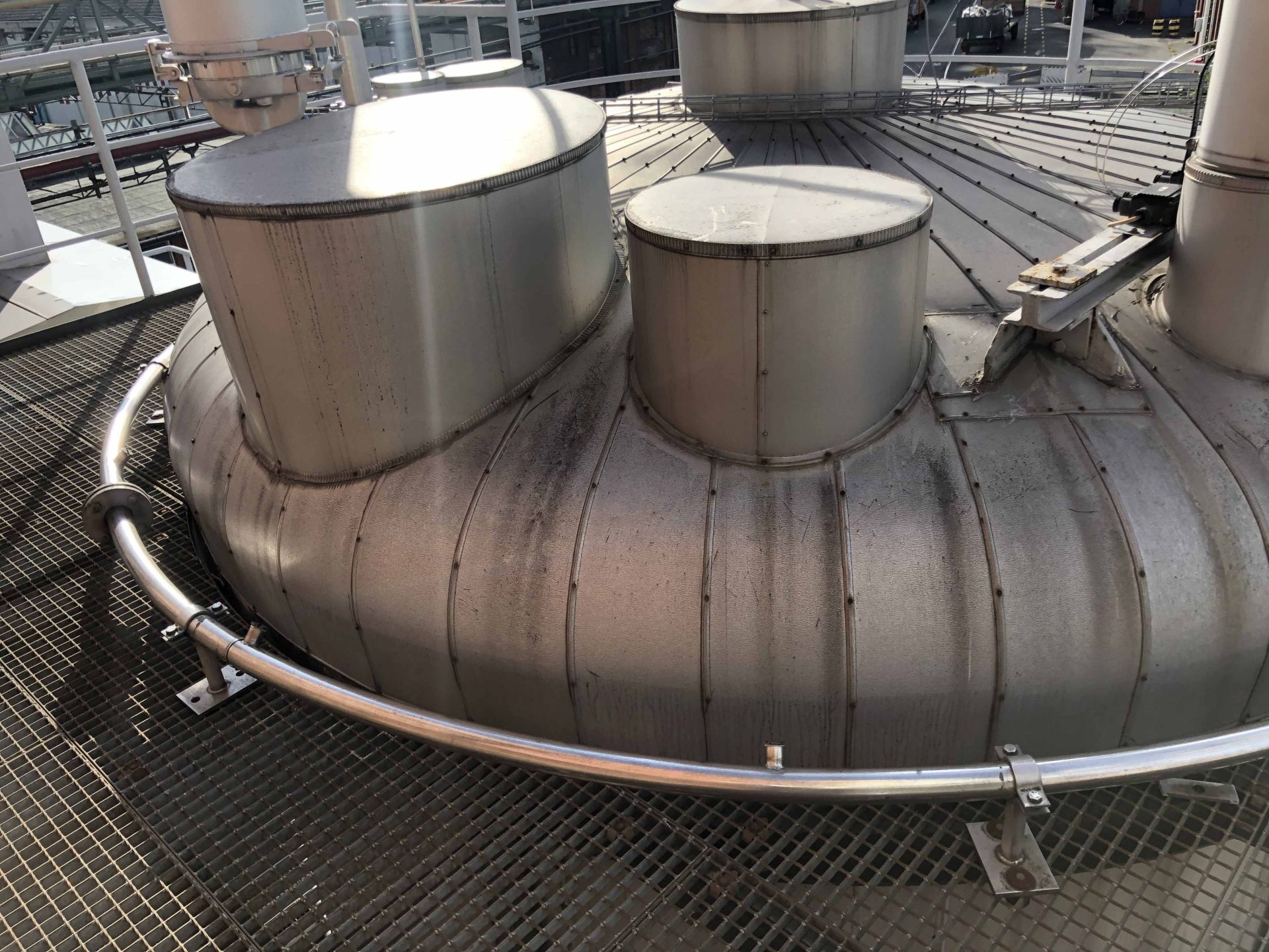 Druckbehälter aus Edelstahl (V4A), isoliert (3)