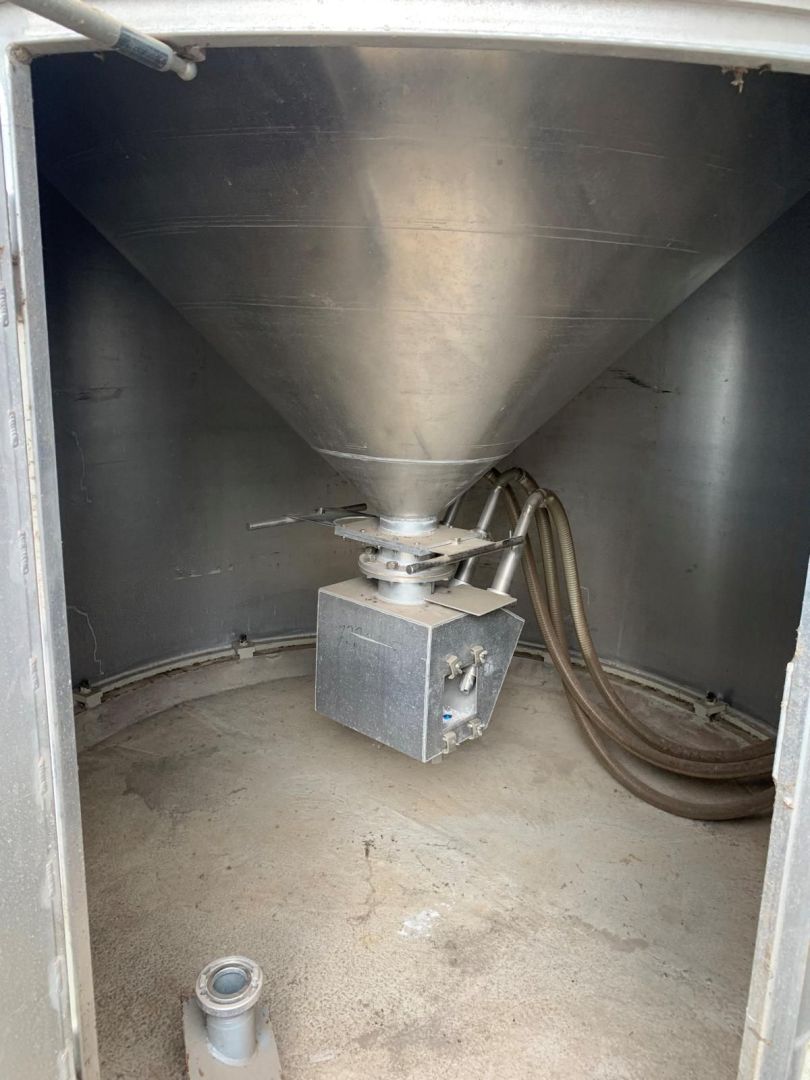 Aluminiumsilo mit langer Standzarge (2)