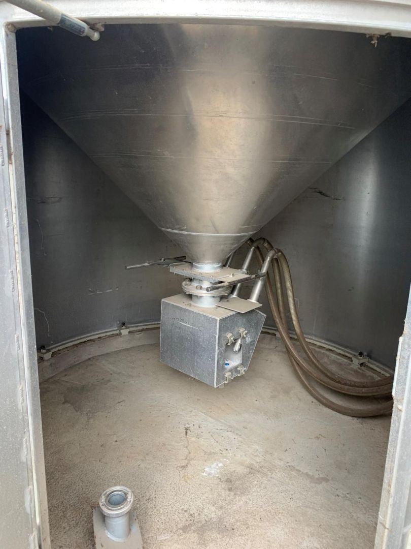 Aluminiumsilo mit langer Standzarge (2)