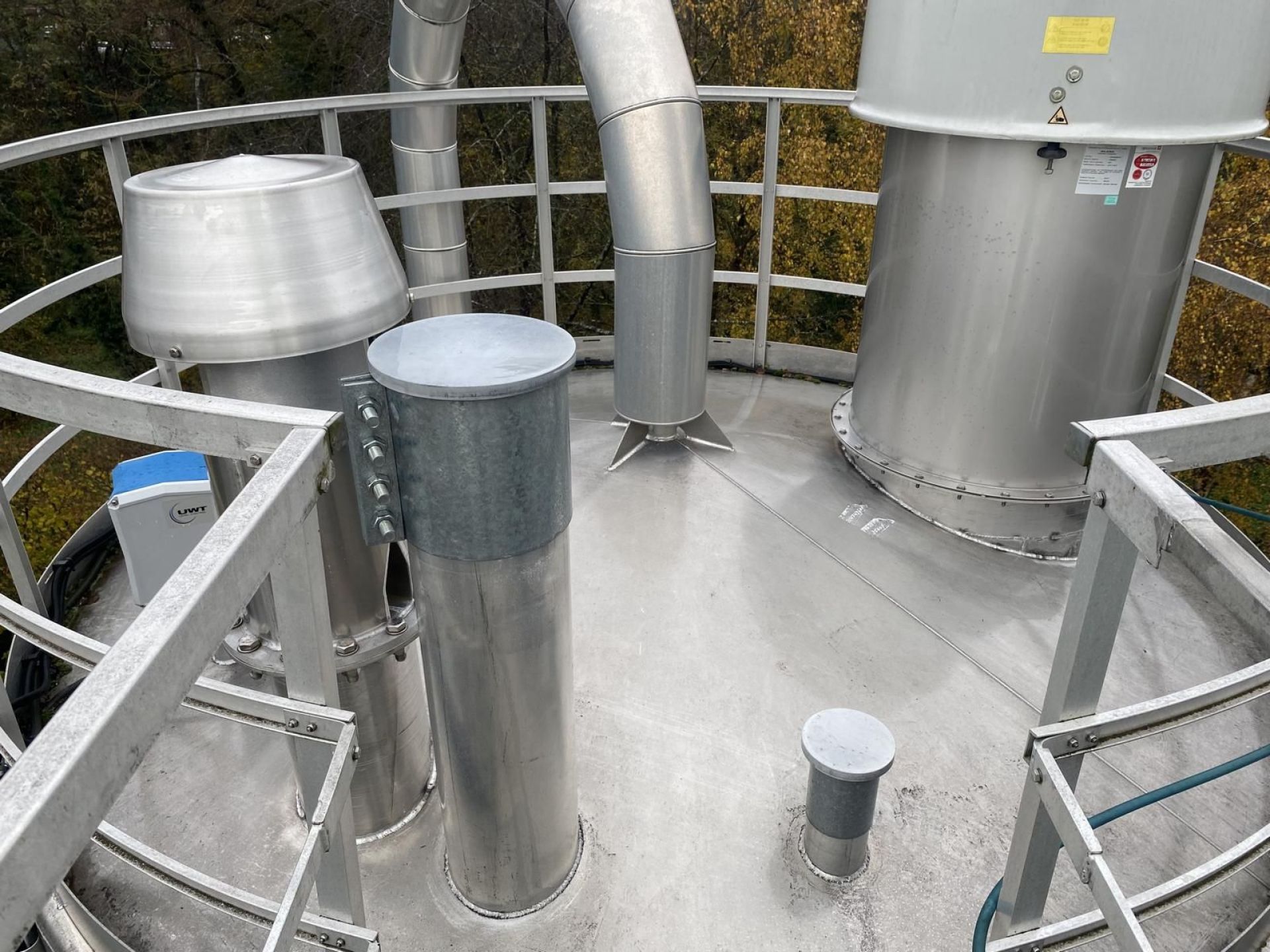 Aluminiumsilo, auf Fußring (4)