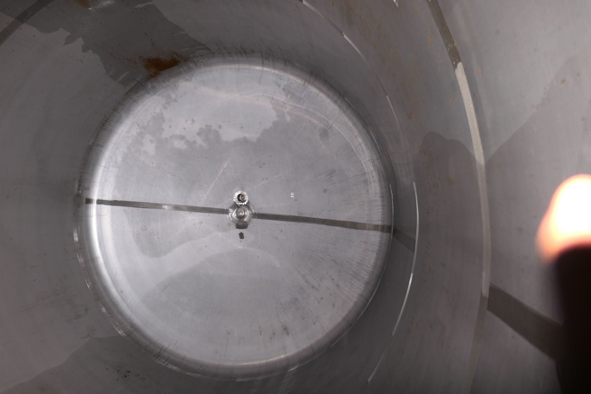 Edelstahl-Rührwerkbehälter, stehend (5)