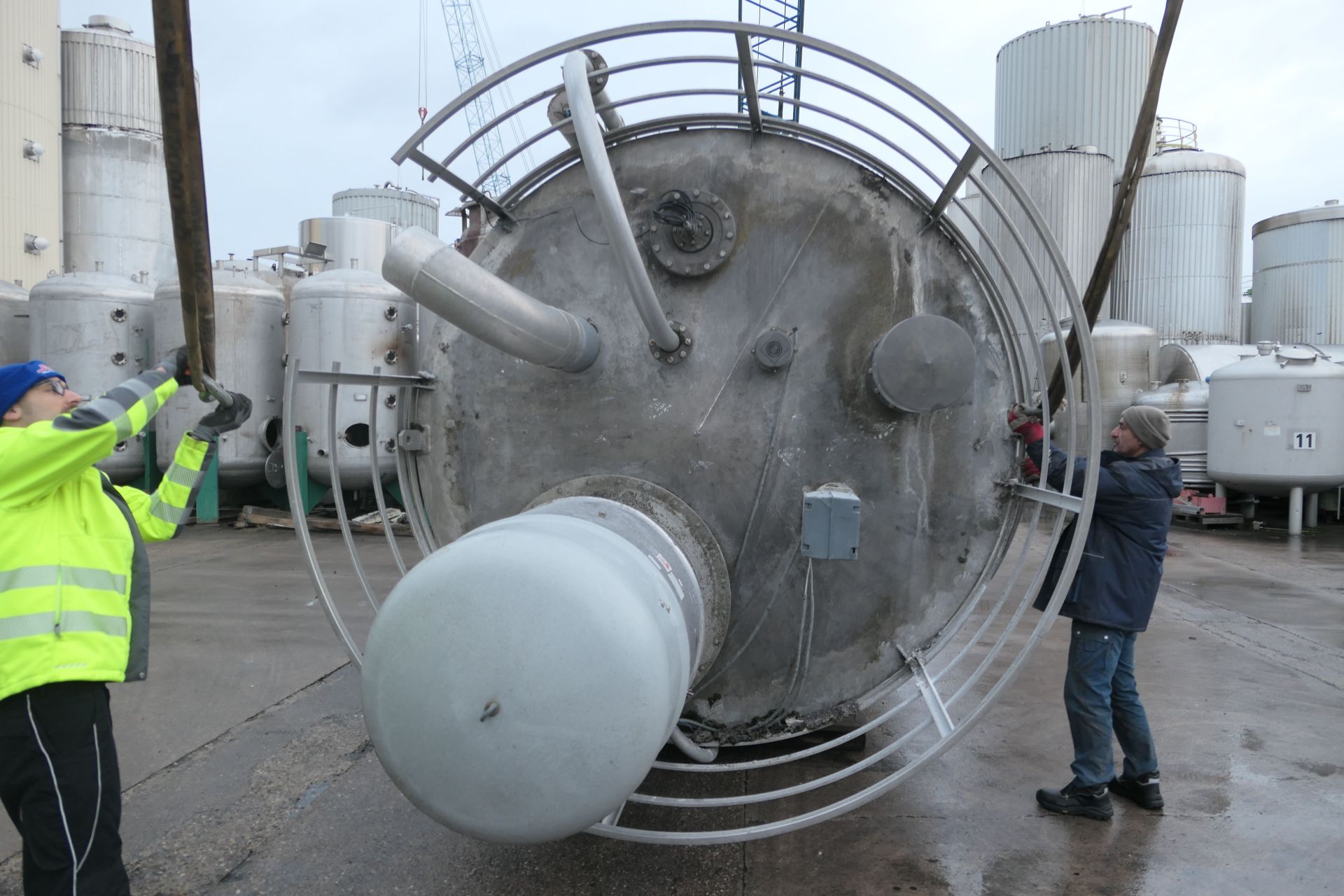 Aluminium-Lagersilo mit langer Standzarge (3)