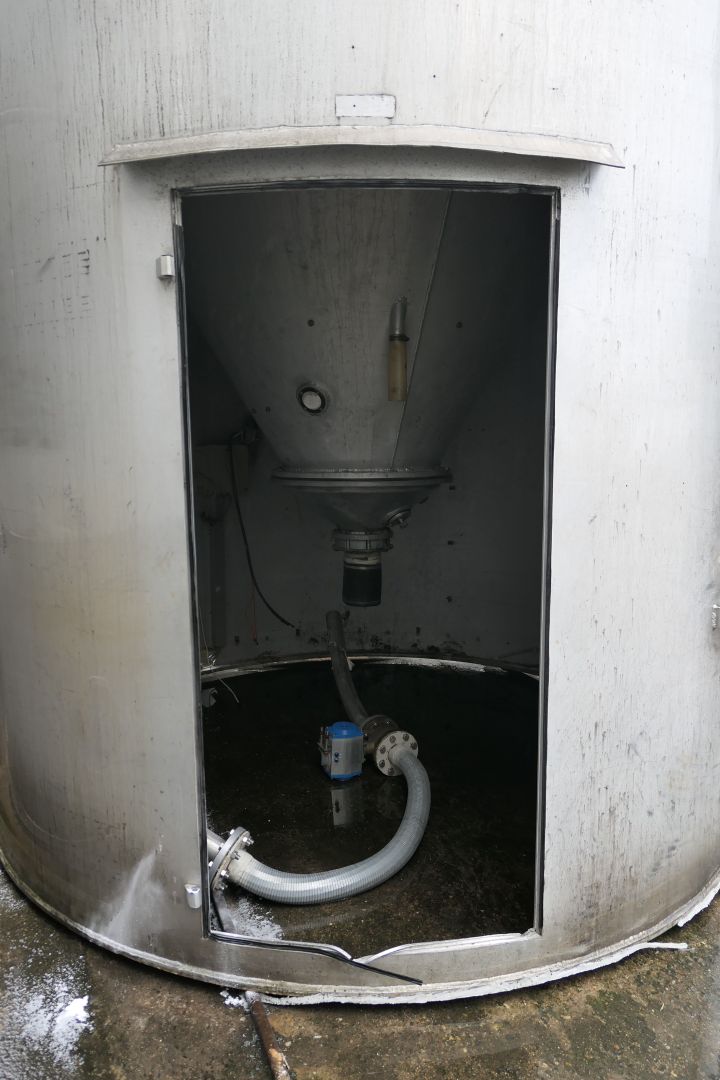 Aluminium-Lagersilo mit langer Standzarge (2)