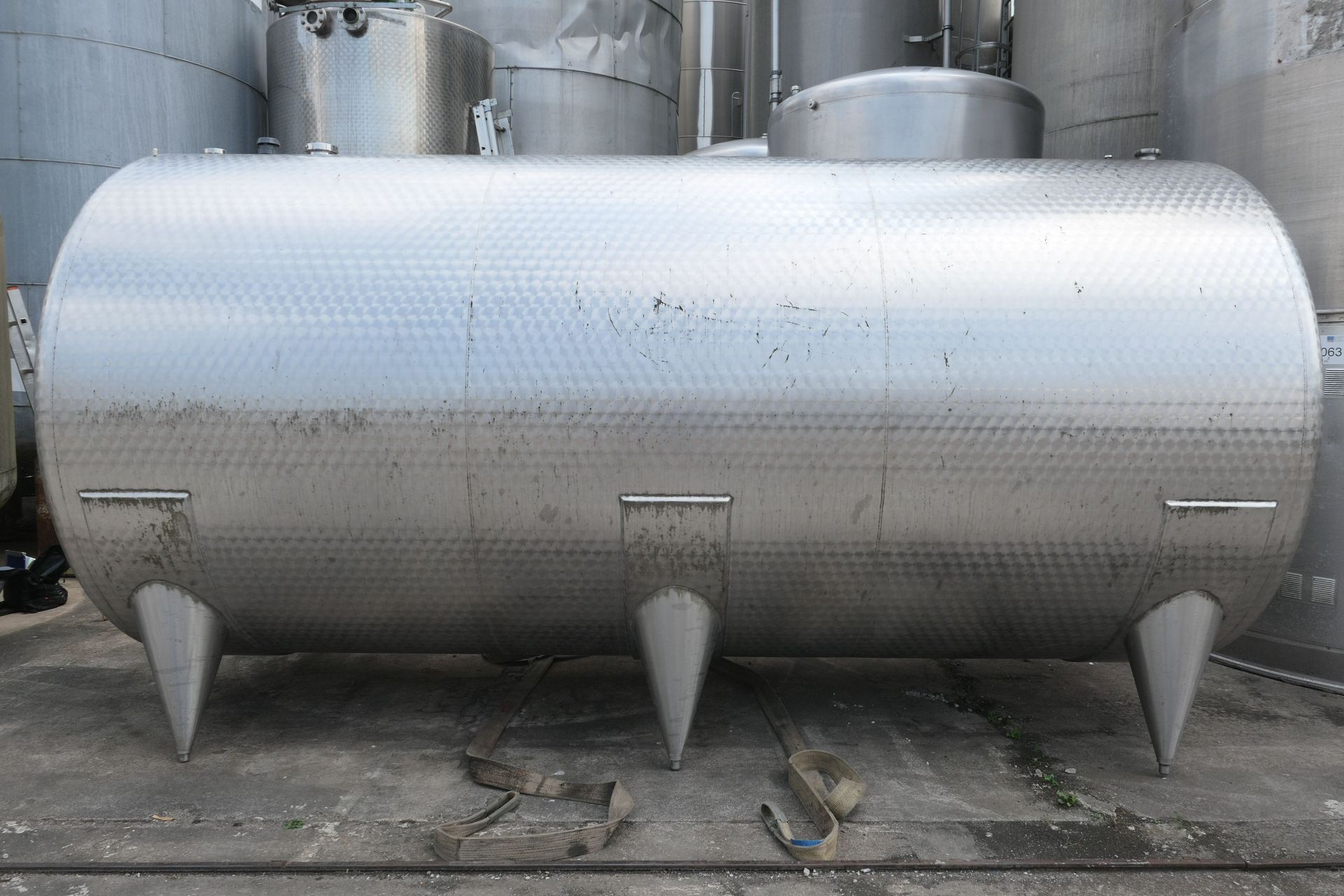 Lagerbehälter aus Edelstahl (V2A), liegend (2)