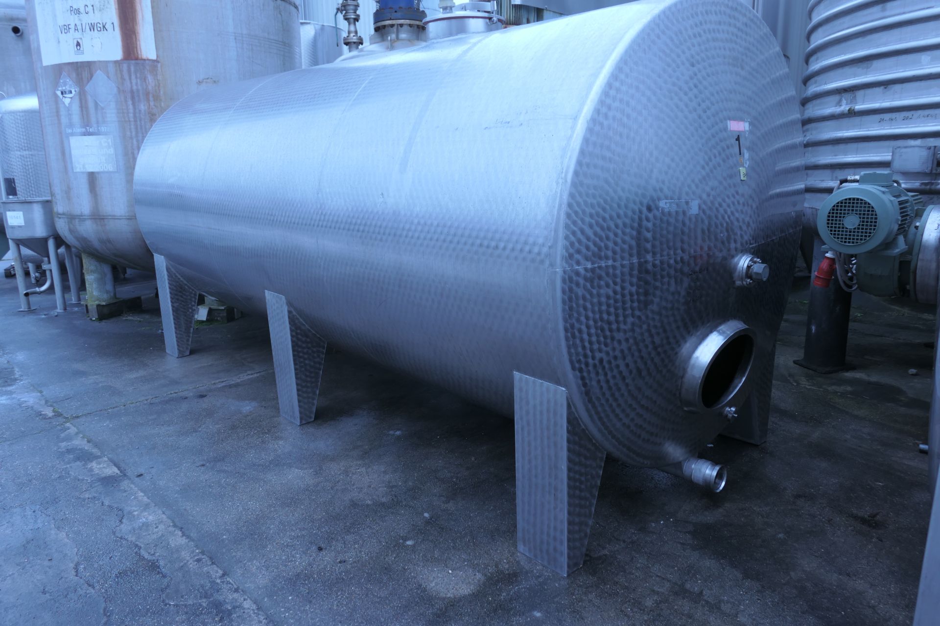 R&uuml;hrwerkbeh&auml;lter aus Edelstahl (V2A), liegend (1)