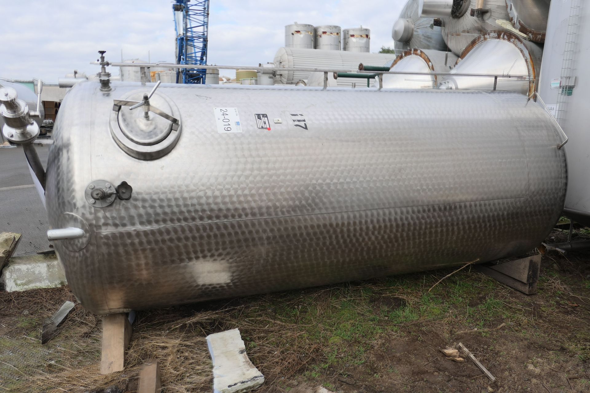 Lagerbehälter aus Edelstahl (V2A), stehend (2)