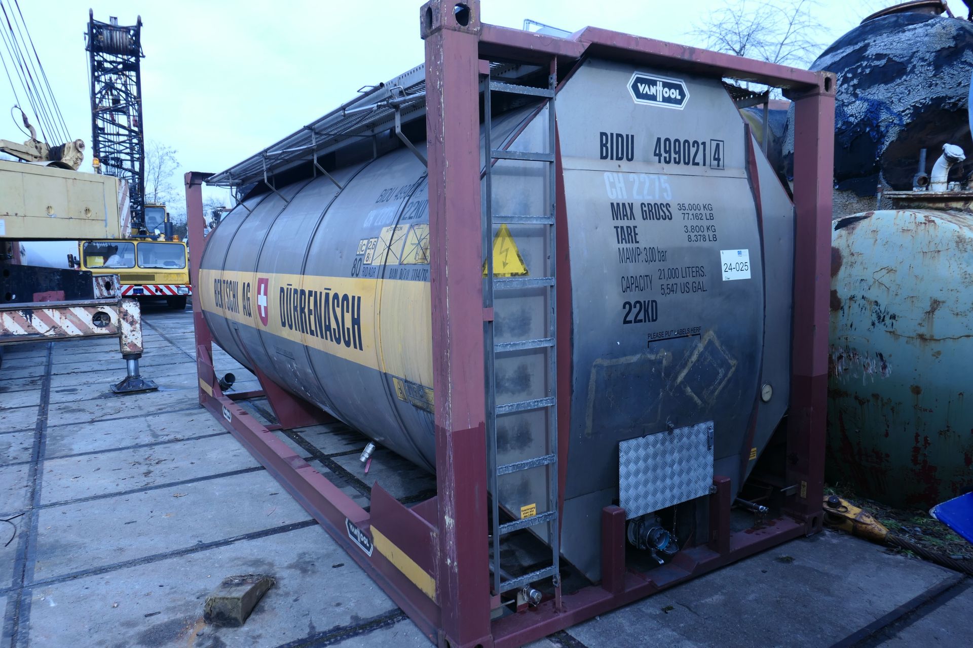 Container-Drucktank aus Edelstahl (V4A), isoliert (2)