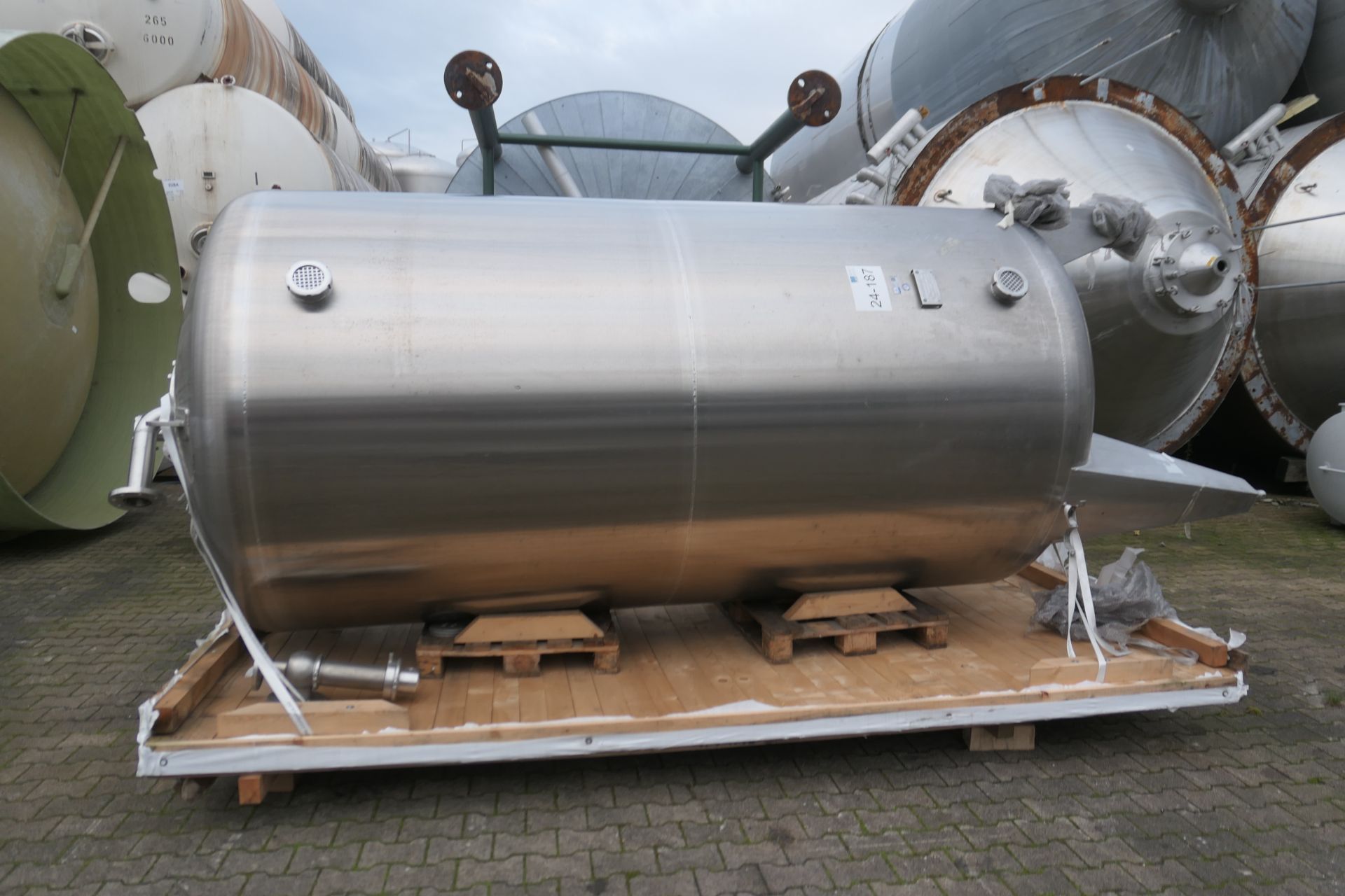 Druckbeh&auml;lter aus Edelstahl (V2A), 8 bar (1)