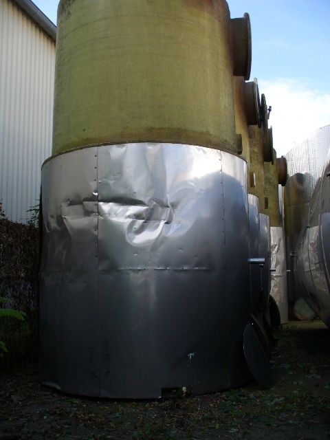 GFK - Tank, stehend auf Fußring (5)