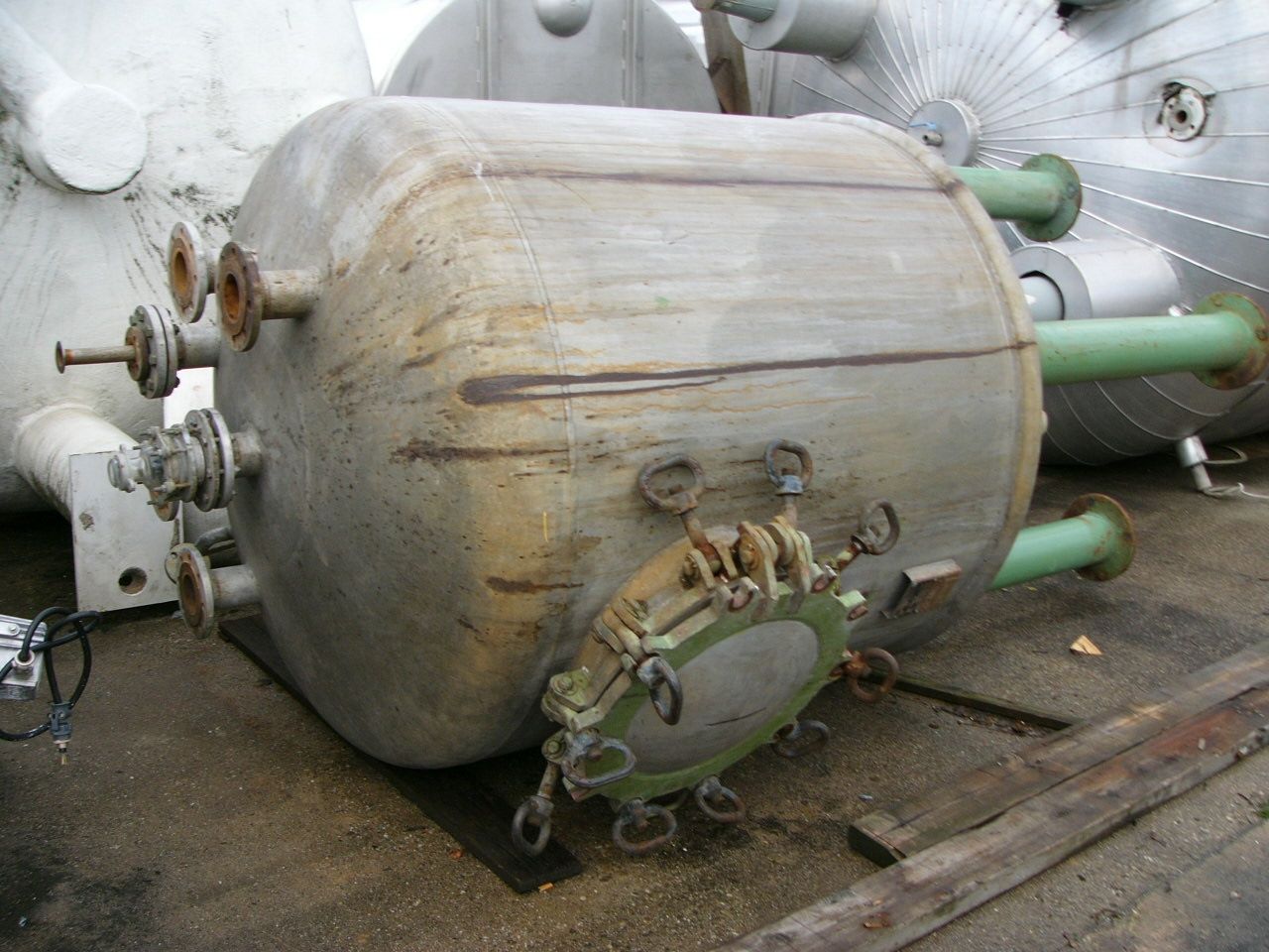  (2)