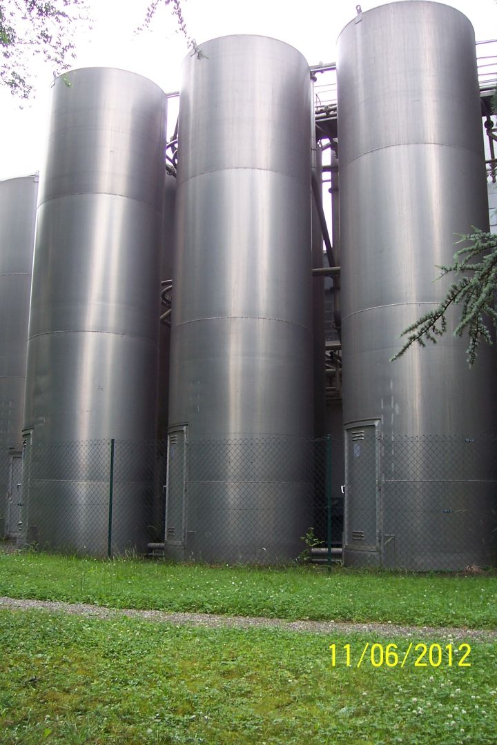Aluminium silo with long skirt, 30 m&sup3; (1)