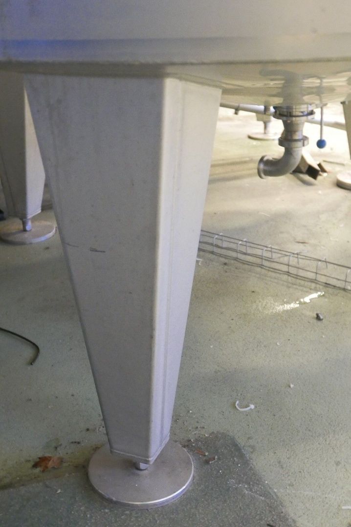 Lagerbehälter aus Edelstahl (V2A), isoliert (4)