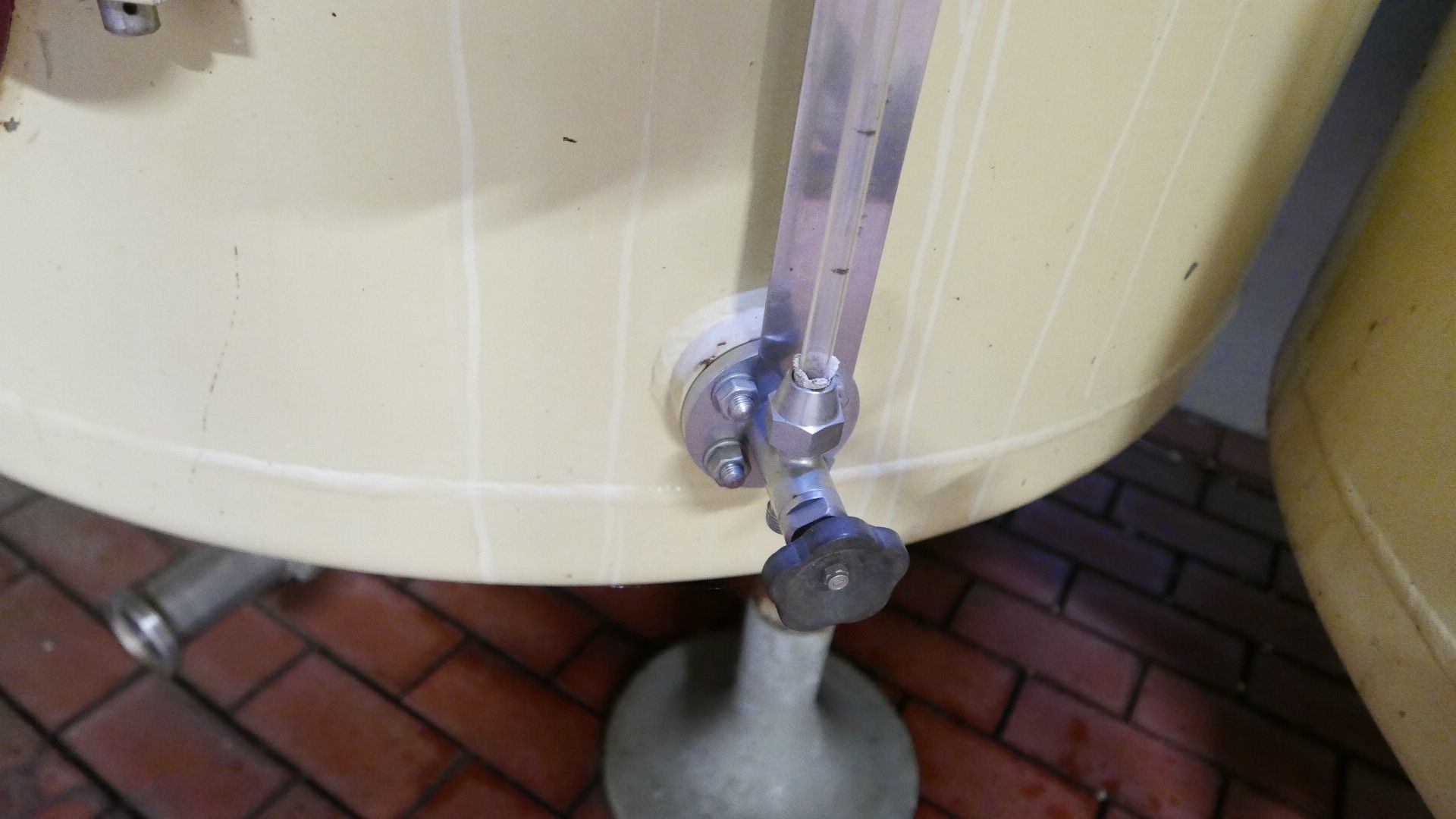 Lagerbehälter aus Stahl, innen beschichtet (3)