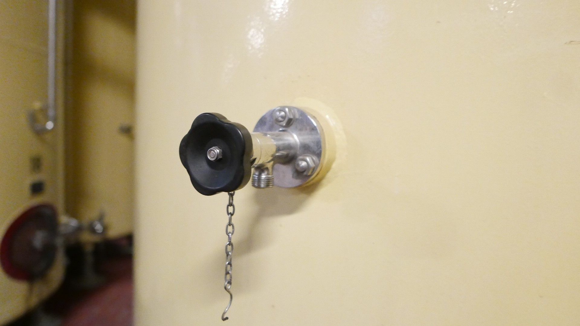 Lagerbehälter aus Stahl, innen beschichtet (4)