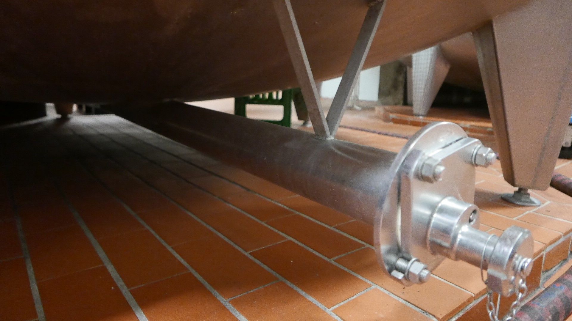 Lagerbehälter aus Edelstahl (V2A), WSt. 1.4301 (5)