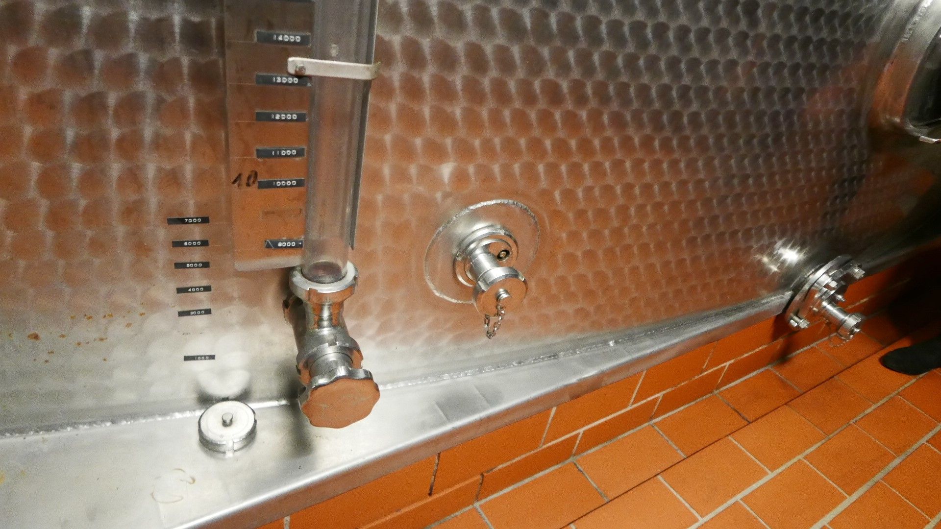 Rührwerksbehälter aus Edelstahl (V2A), Flachboden (4)