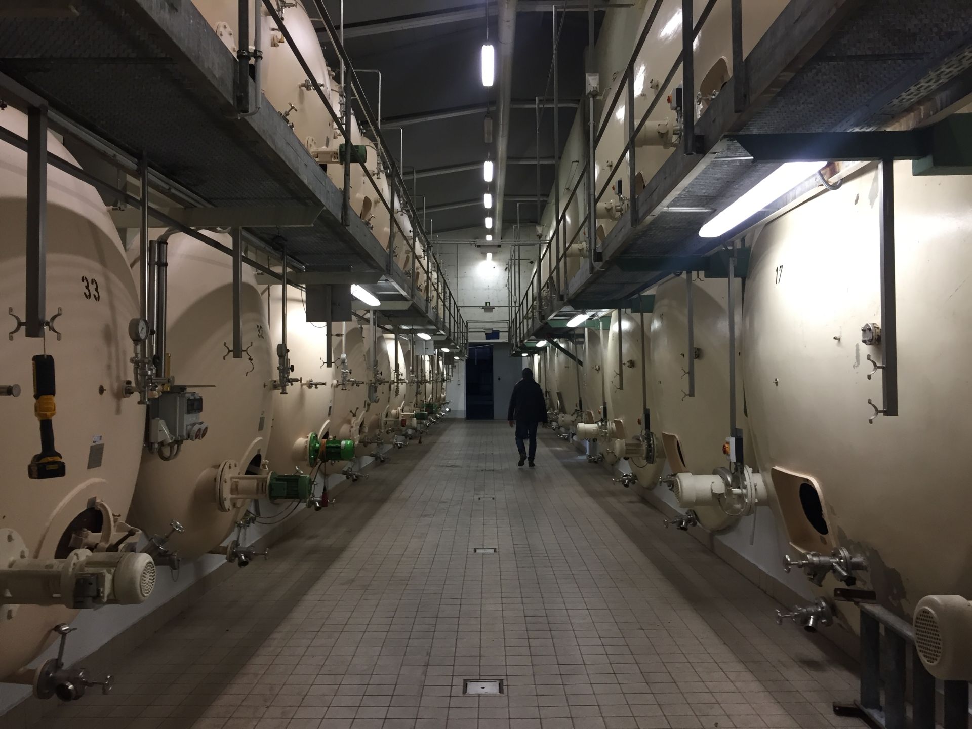 Stahl-Druck-/R&uuml;hrwerkbeh&auml;lter, innen vollbesch. (1)