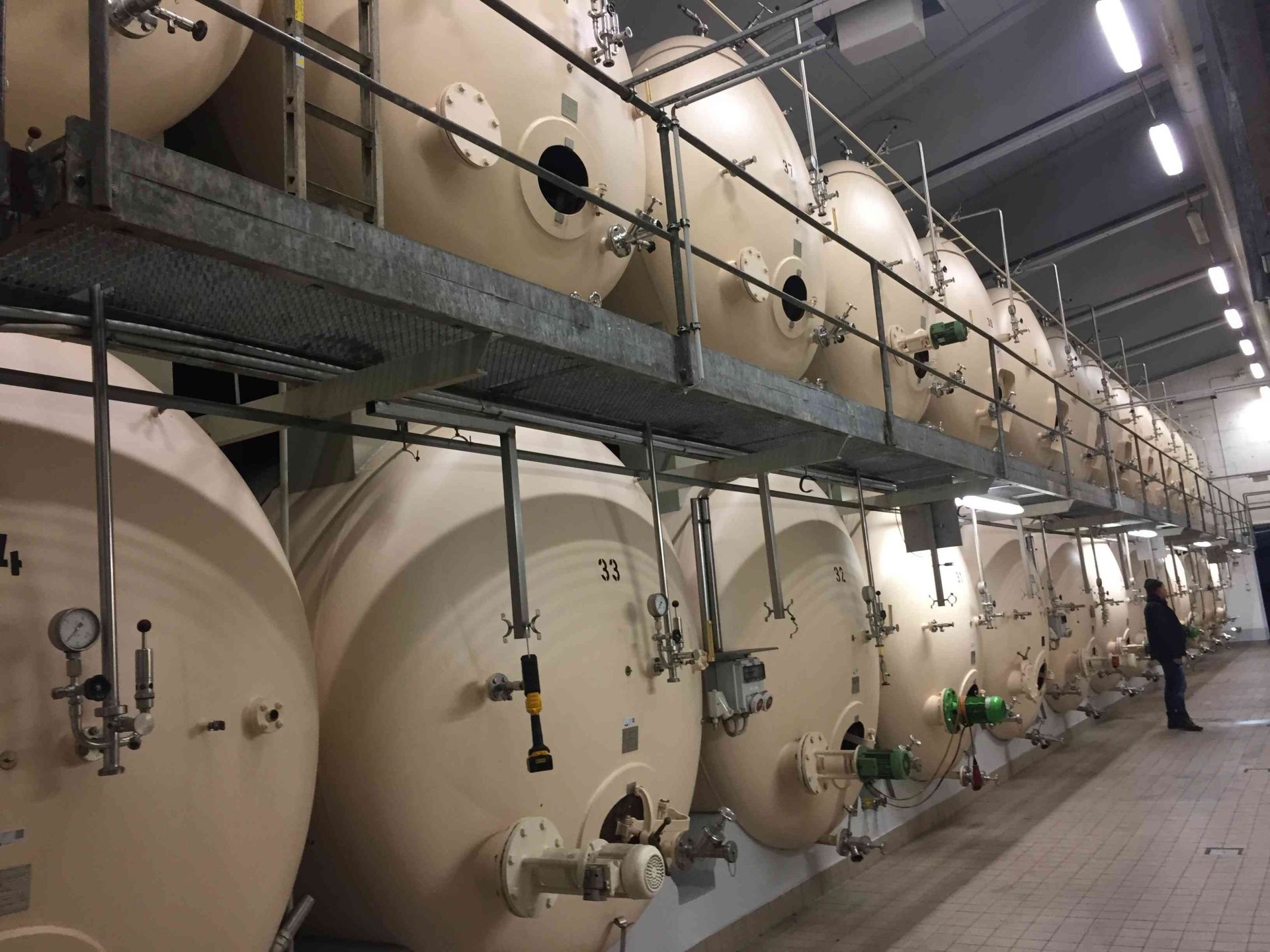 Stahl-Druck-/Rührwerkbehälter, innen vollbesch. (3)