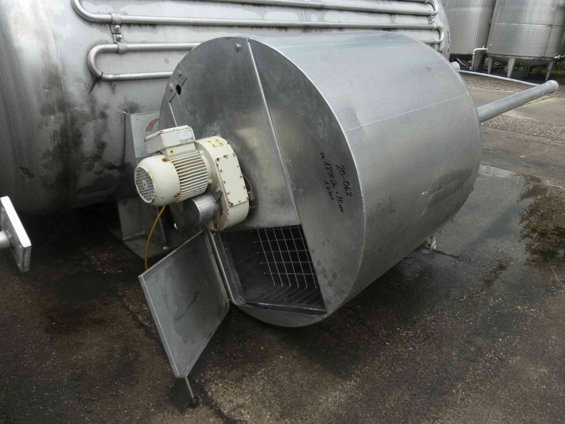 Rührwerksbehälter aus Edelstahl (V2A), WSt 1.4301 (4)