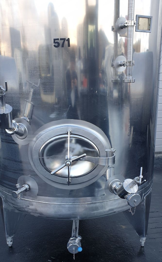 Lagerbehälter aus Edelstahl (V2A), stehend (3)