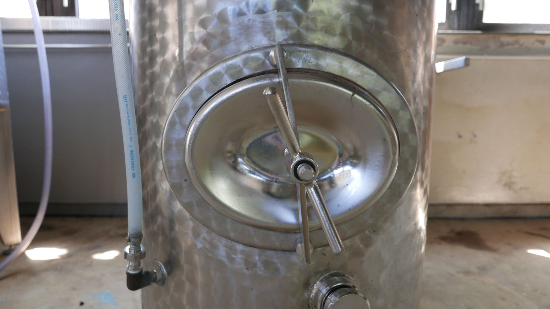 Edelstahlbehälter aus V2A, stehend (2)