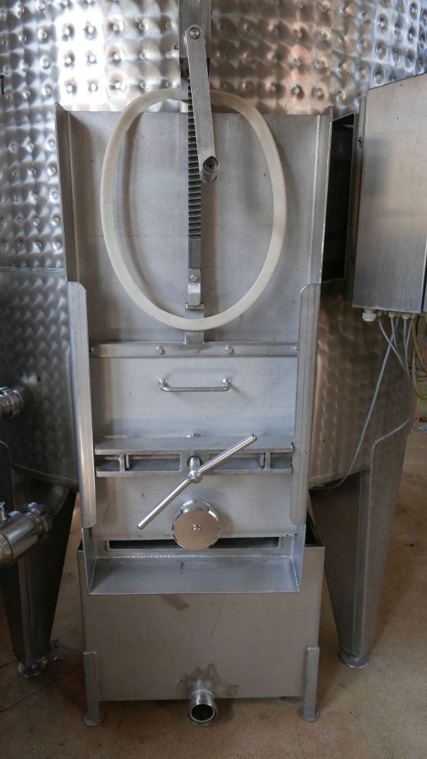 Edelstahlbehälter aus V2A, stehend (4)