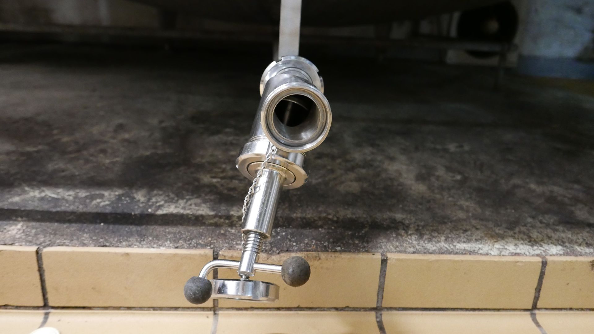 Edelstahlbehälter aus V2A, stehend (3)