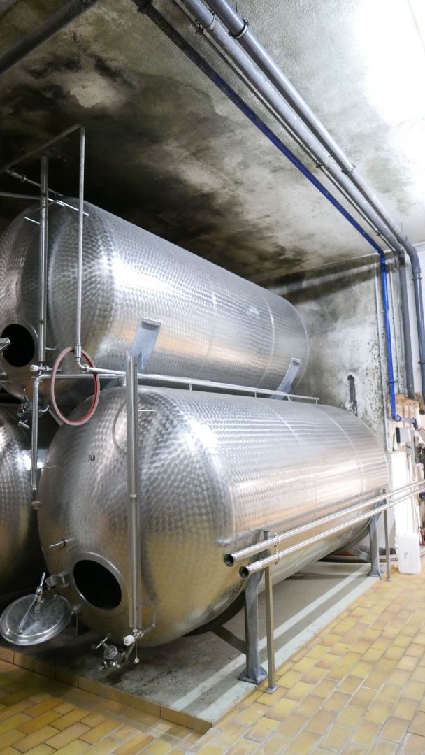 Edelstahlbehälter aus V2A, liegend (5)