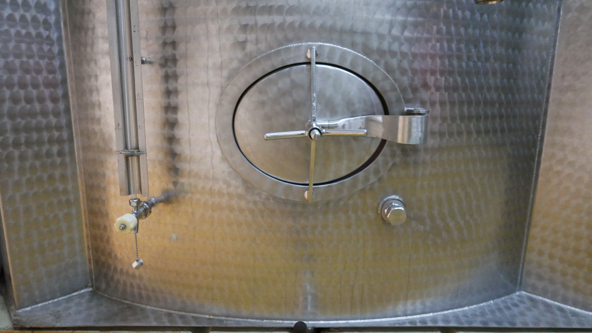 Flachbodenbehälter aus V2A, kubisch, stehend (4)