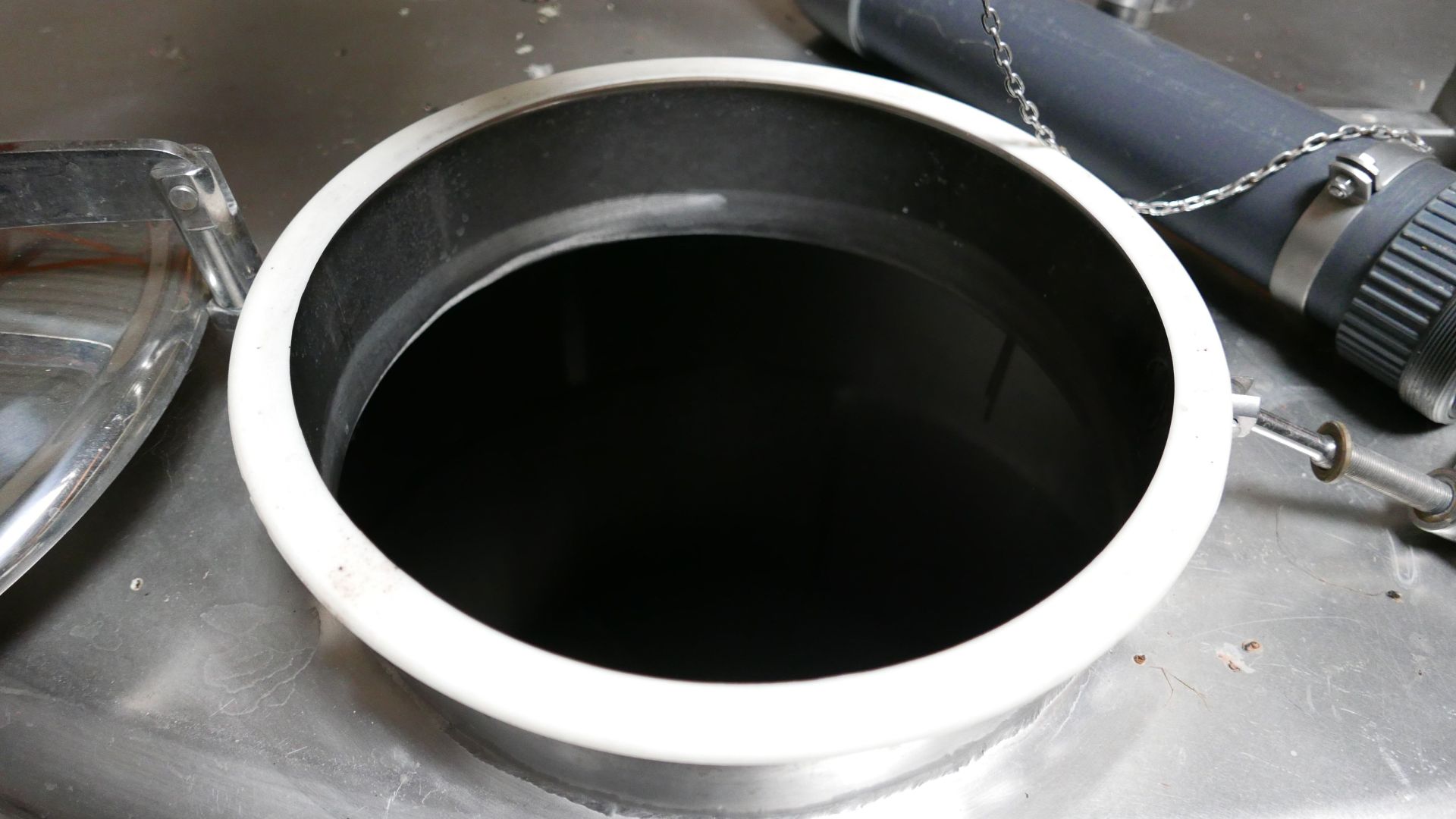 Maischebehälter aus V2A, stehend (3)